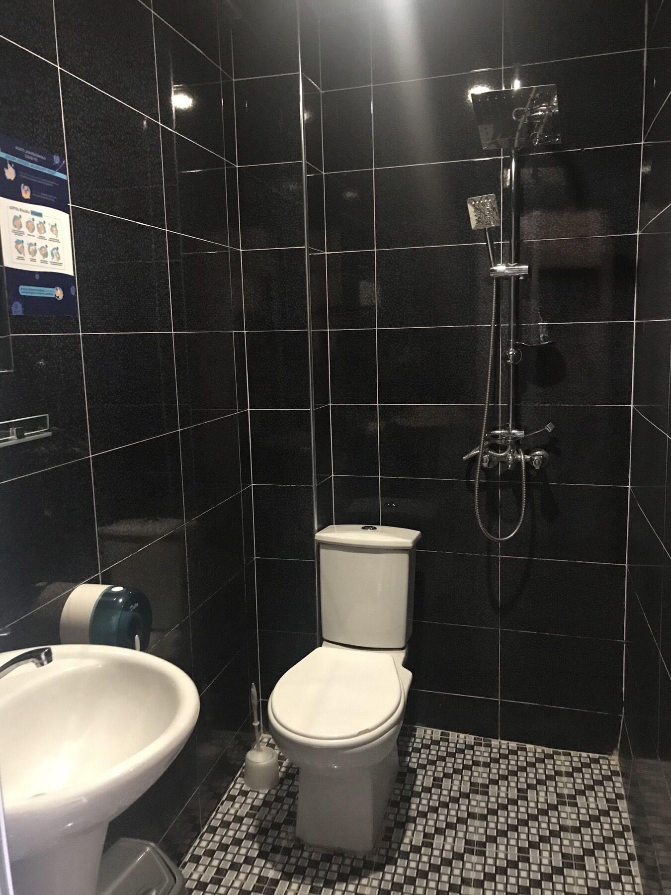 Hotel Cristal Palace Tbilisi Ngoại thất bức ảnh
