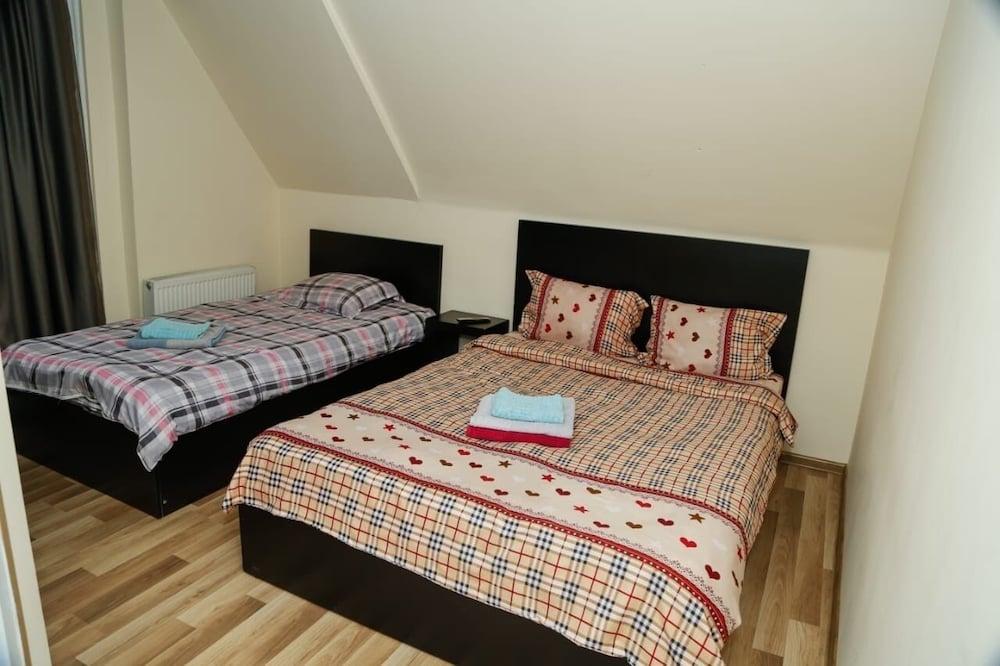Hotel Cristal Palace Tbilisi Ngoại thất bức ảnh