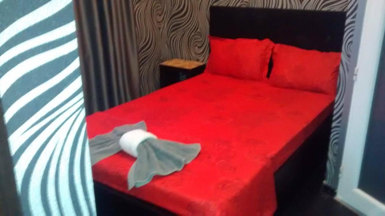Hotel Cristal Palace Tbilisi Ngoại thất bức ảnh